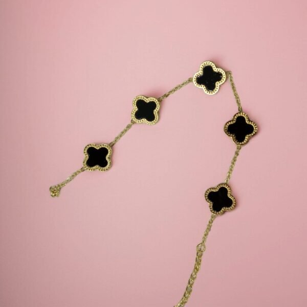 Clover Bracelet with 5 Stones - Vintage Trading Korean Style - Image 4
