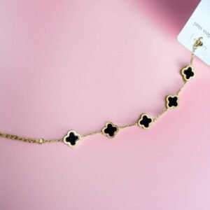 Clover Bracelet with 5 Stones - Vintage Trading Korean Style