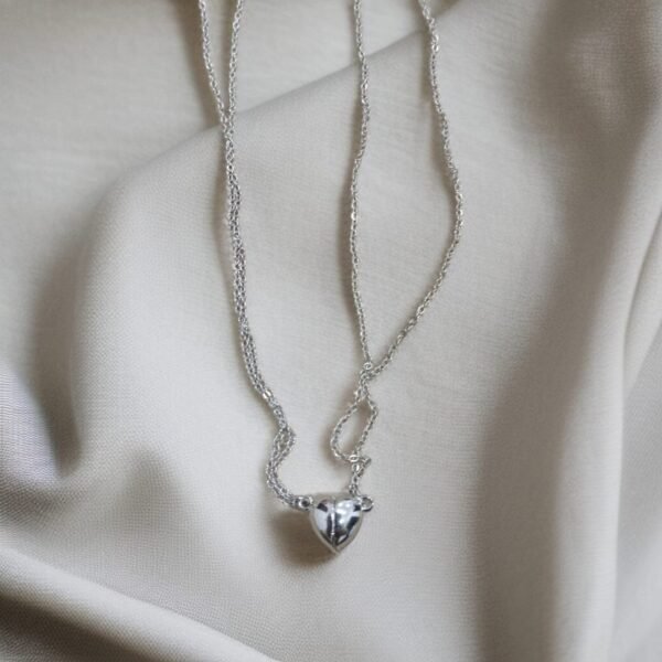 Magnetic Heart Lover Necklace for Men & Women | Best Couple Gift - Image 2