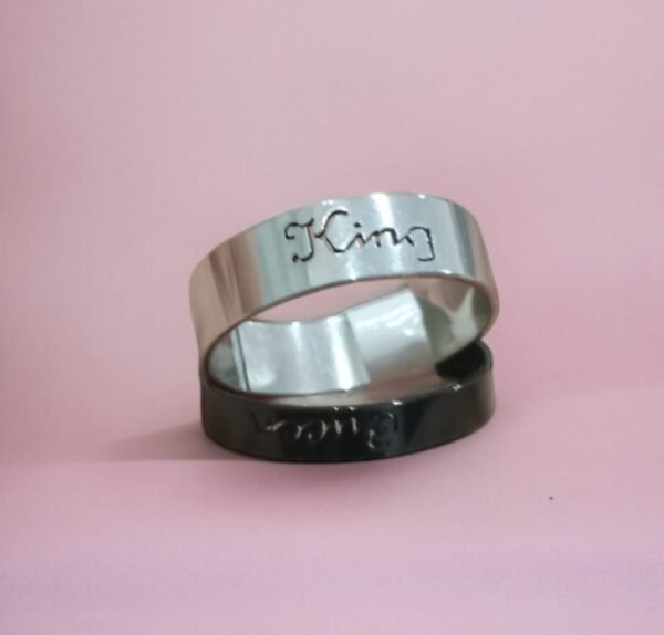 Couple Ring with Style - Challa | King & Queen Rings in Silver and Black - Image 2