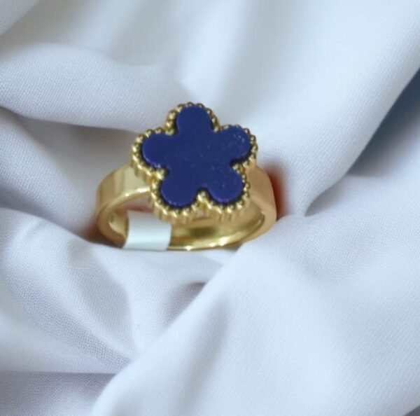 Modern Ring for Girls with Style in Different Colors - Image 2