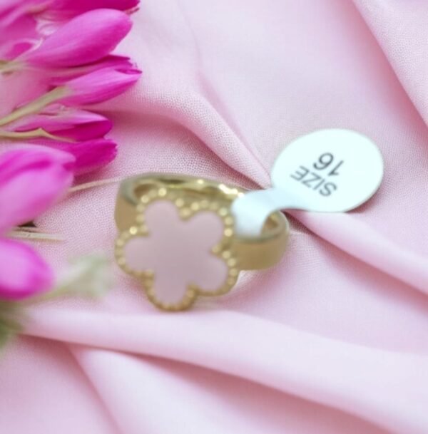 Modern Ring for Girls with Style in Different Colors - Image 4