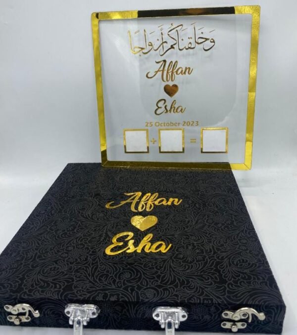 Customised Acrylic Nikah Thumb Board With Box